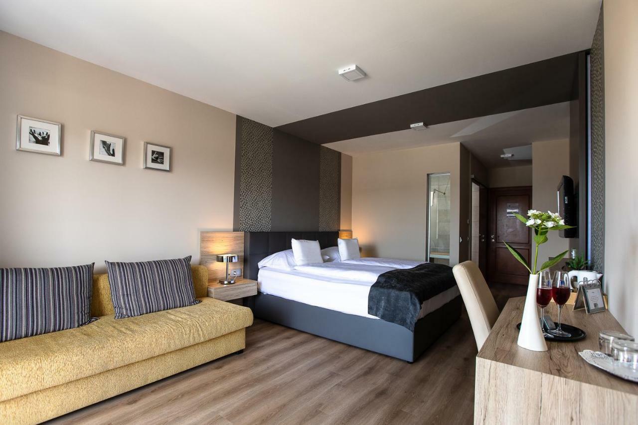 Gostilna In Motel Pri Lesniku Maribor Exterior photo
