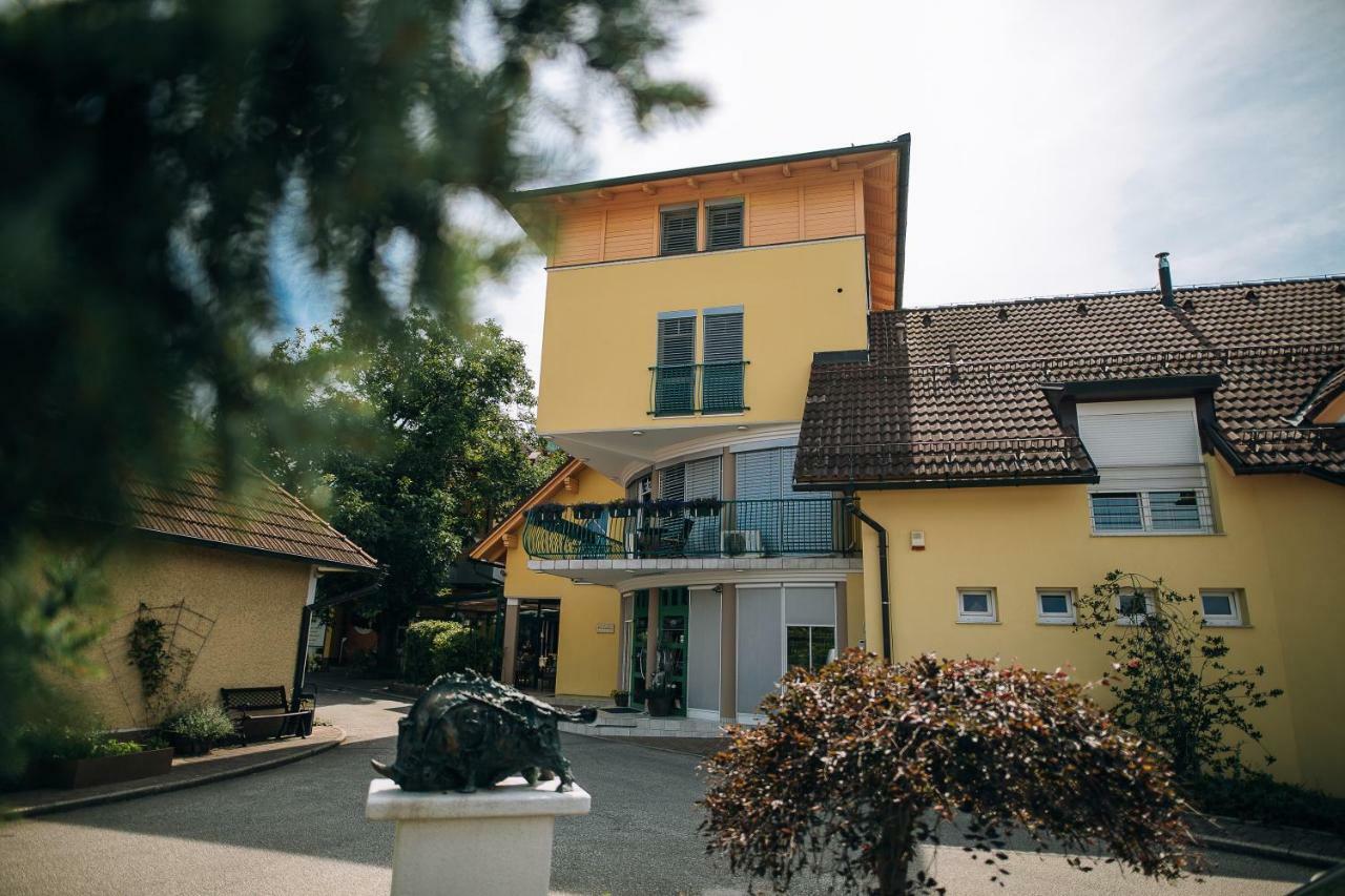 Gostilna In Motel Pri Lesniku Maribor Exterior photo